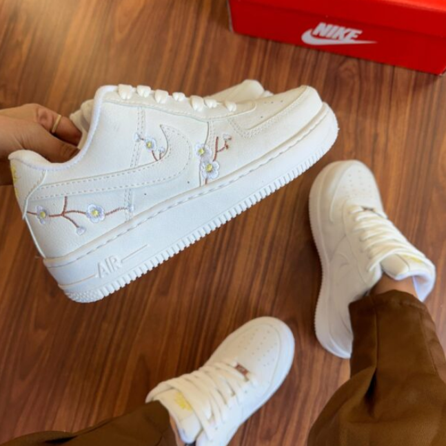 Nike Air Force 1 - 38