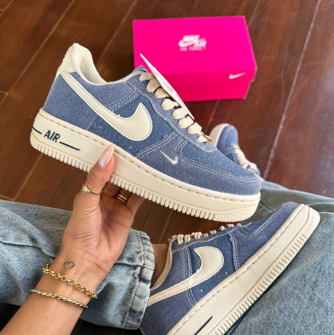 Nike Air Force 1 - 39