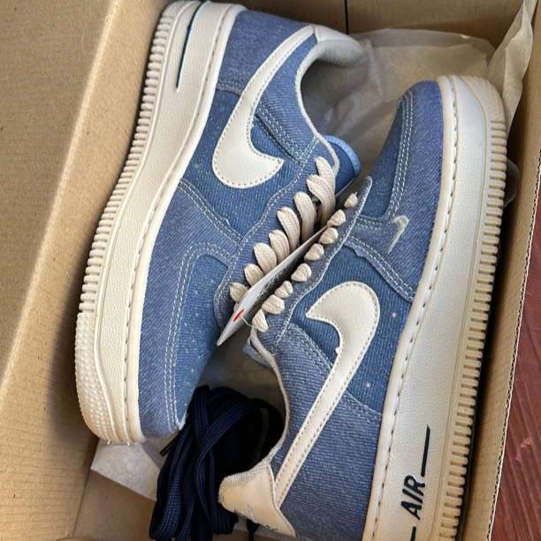 Nike Air Force 1 - 39