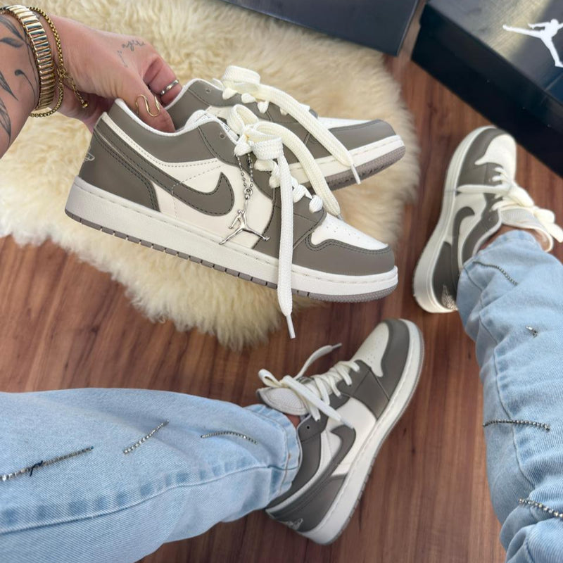 Nike Air Jordan Low