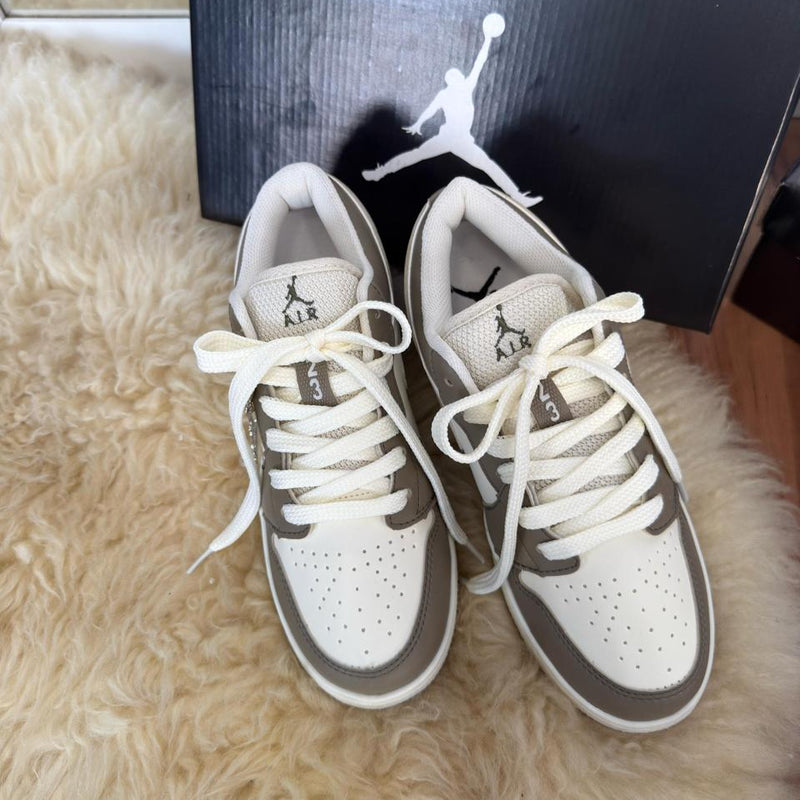 Nike Air Jordan Low