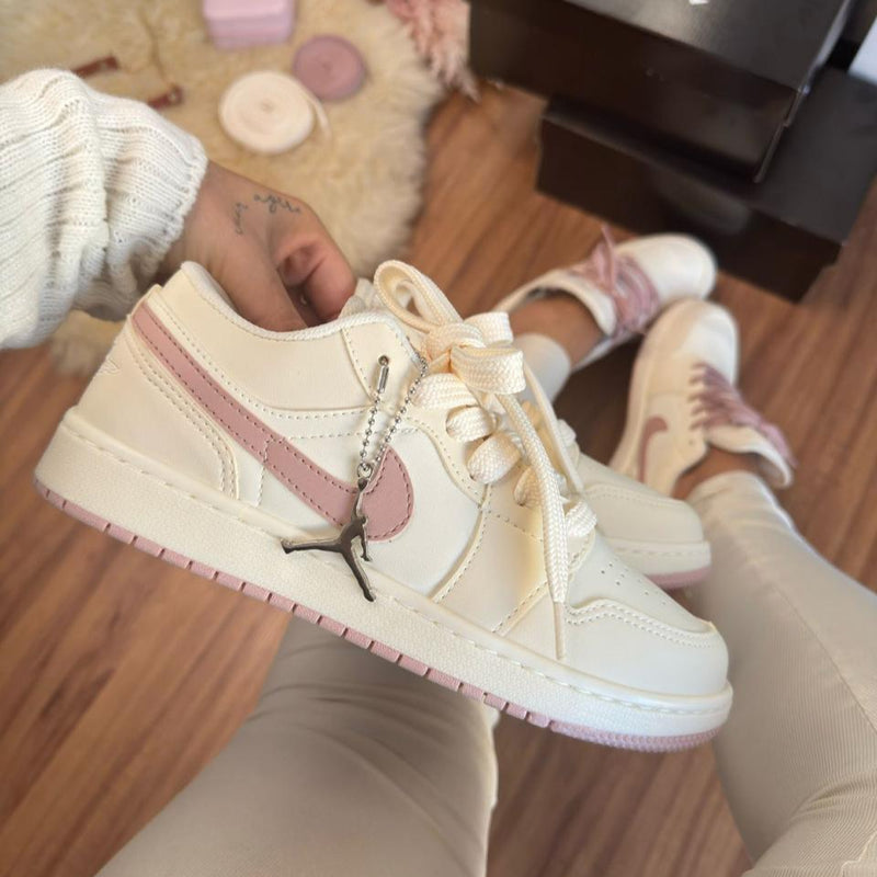 Nike Air Jordan Low