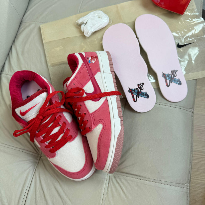 Nike Sb Dunk Low Strangelove