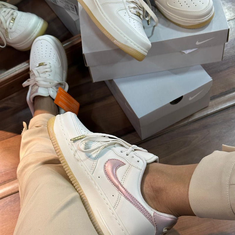 Nike Air Force 1 Luxo