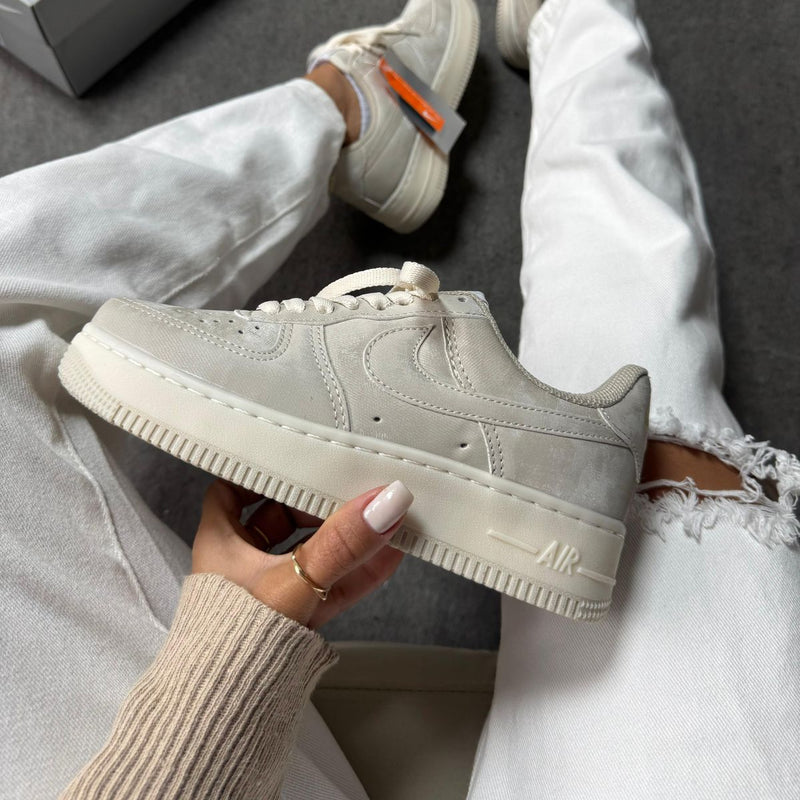 Nike Air Force 1 Luxo