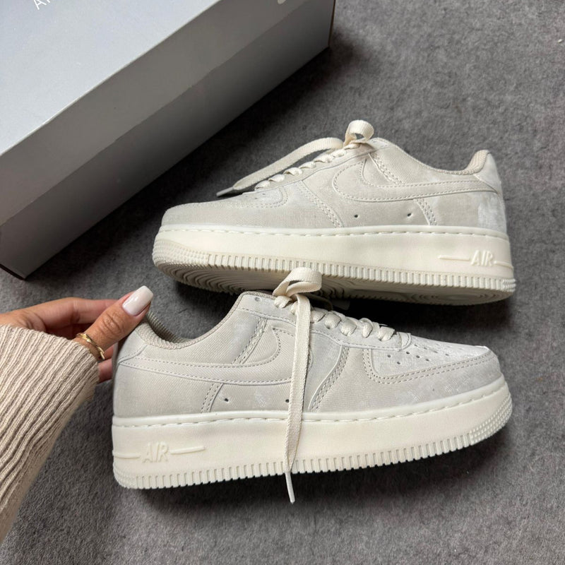 Nike Air Force 1 Luxo