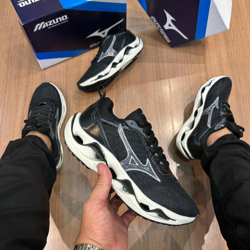 Mizuno Wave Stratus 3