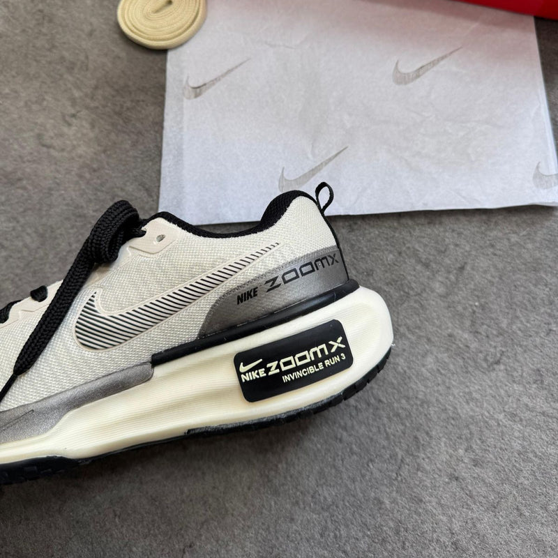 Nike Zoom X Invincible Run 3