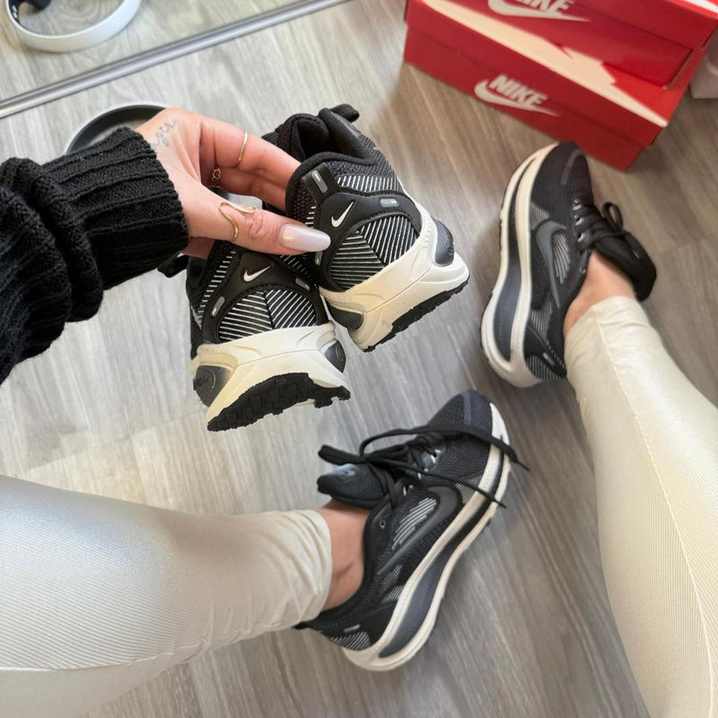 Nike Vomero 18