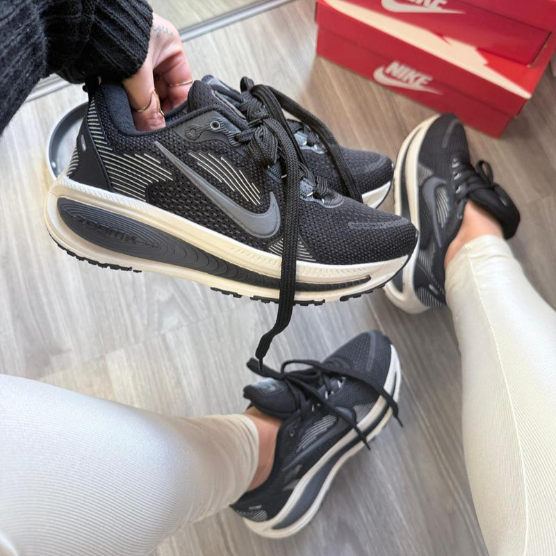 Nike Vomero 18