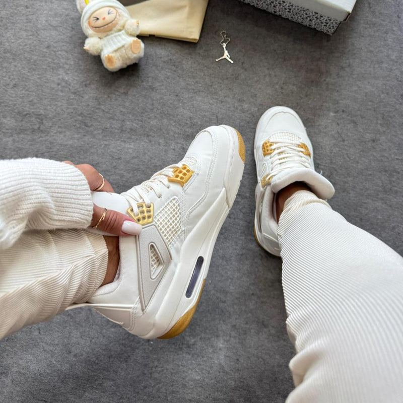 Nike Air Jordan 4