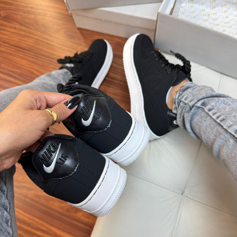Nike Air Force 1 Nobuk