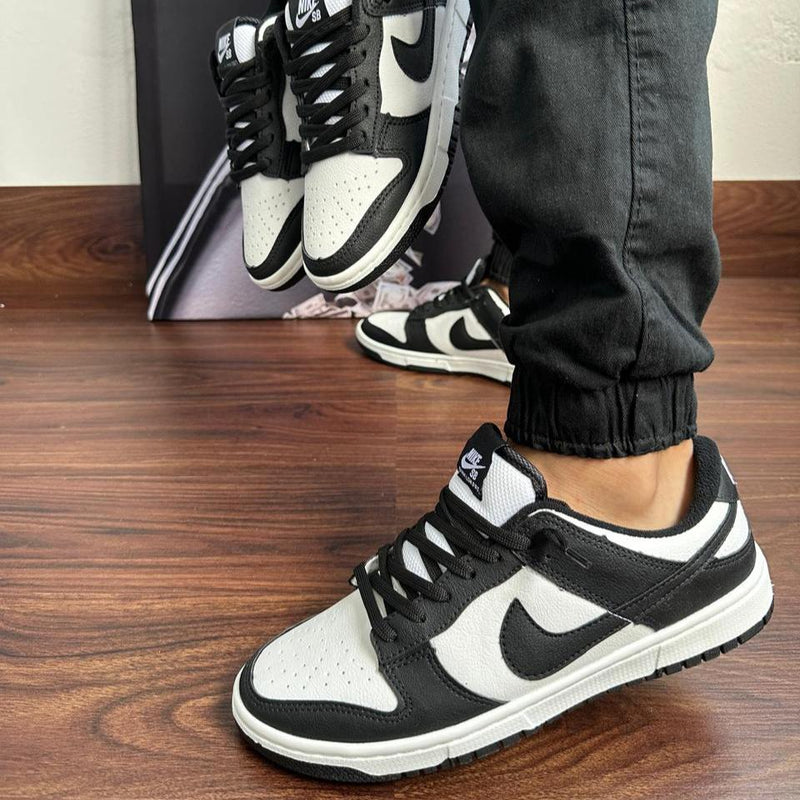 Nike Dunk Panda