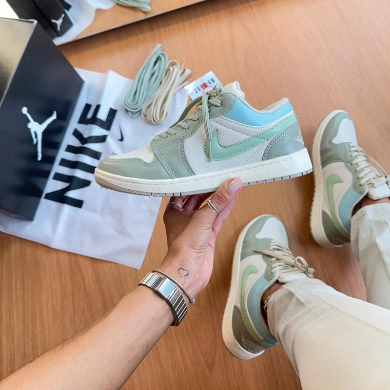 Nike Air Jordan Low