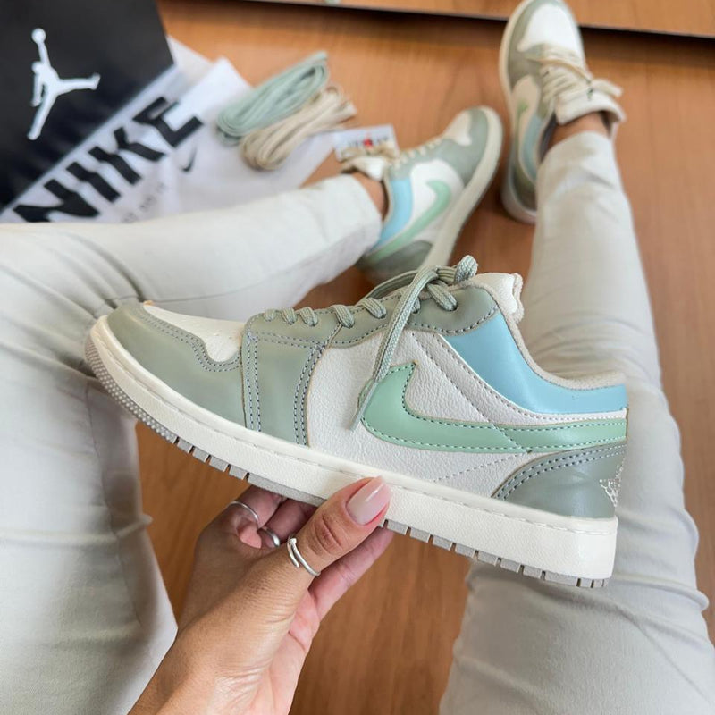 Nike Air Jordan Low