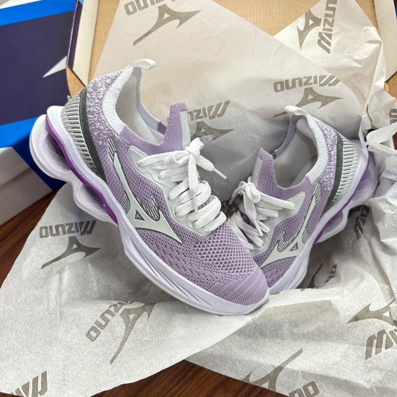 Mizuno Invictus 3