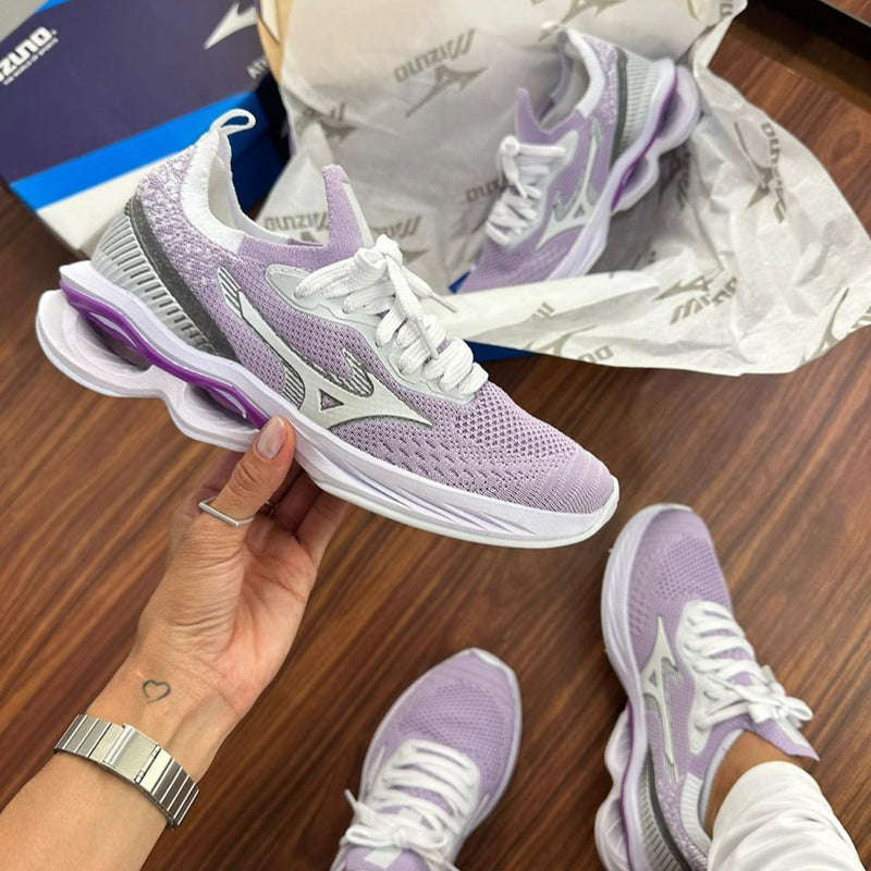 Mizuno Invictus 3
