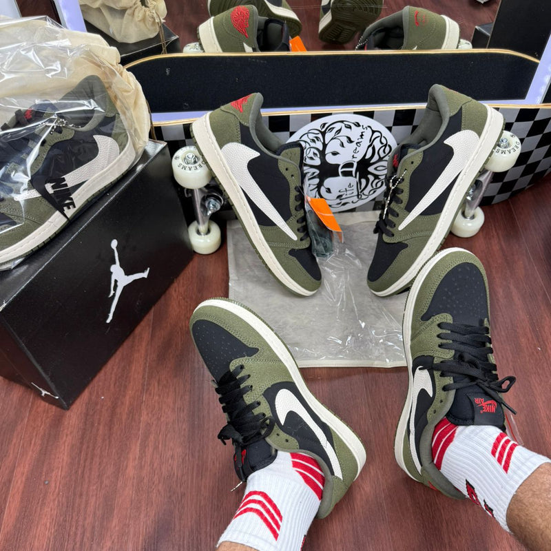 Nike Jordan Travis Scott
