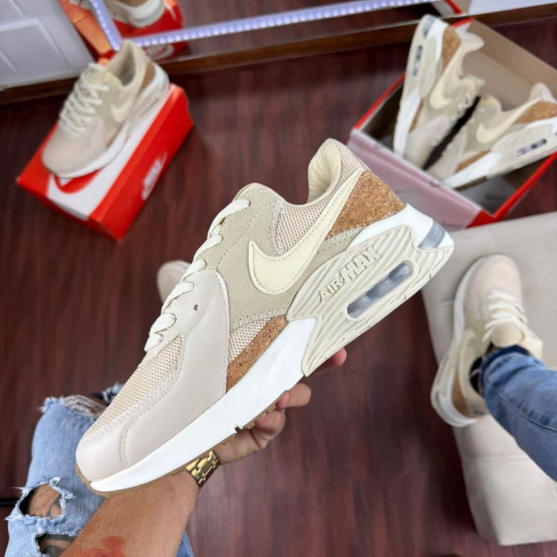 Air Max Excee
