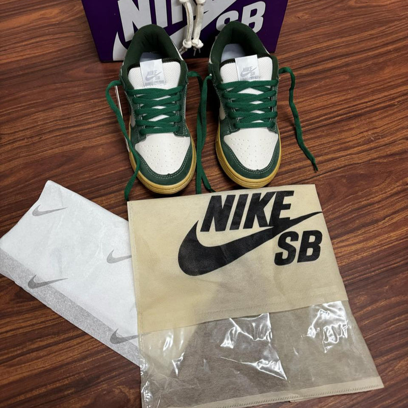 Nike Dunk Low Pro