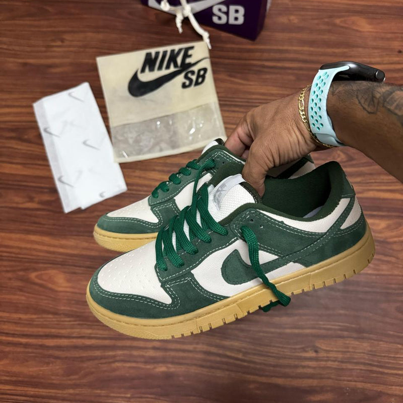 Nike Dunk Low Pro