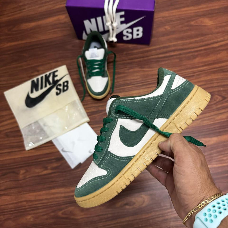 Nike Dunk Low Pro